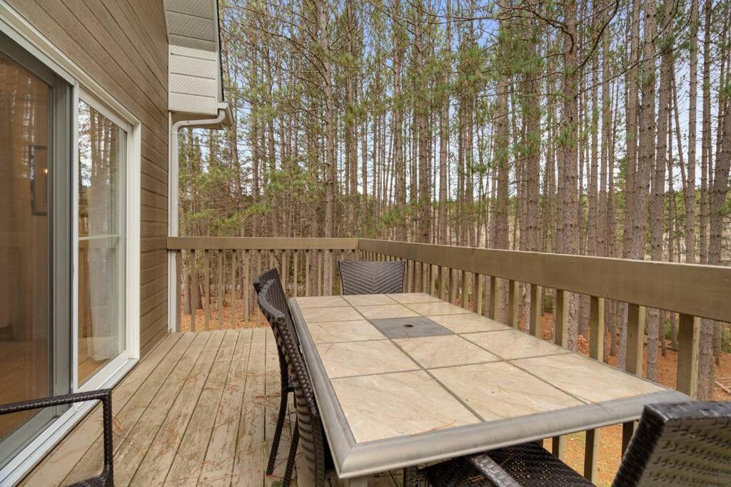 Le Champetre Tremblant 2Bdrs Condo W Fireplace Mont-Tremblant Zewnętrze zdjęcie
