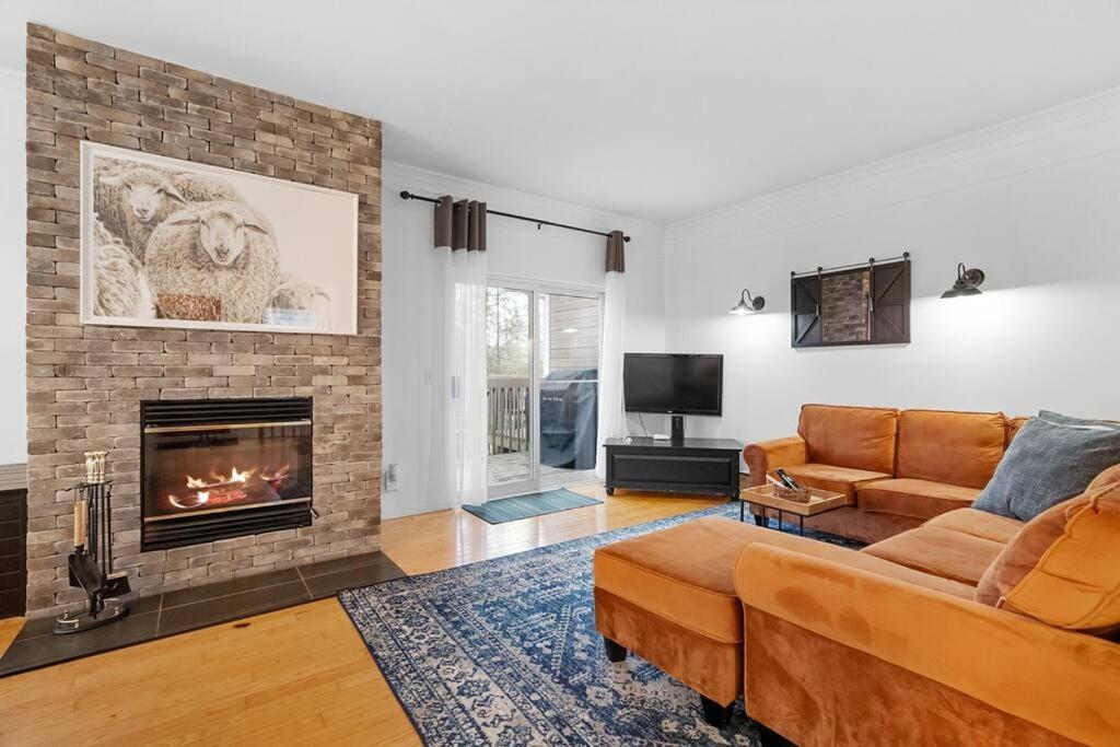 Le Champetre Tremblant 2Bdrs Condo W Fireplace Mont-Tremblant Zewnętrze zdjęcie
